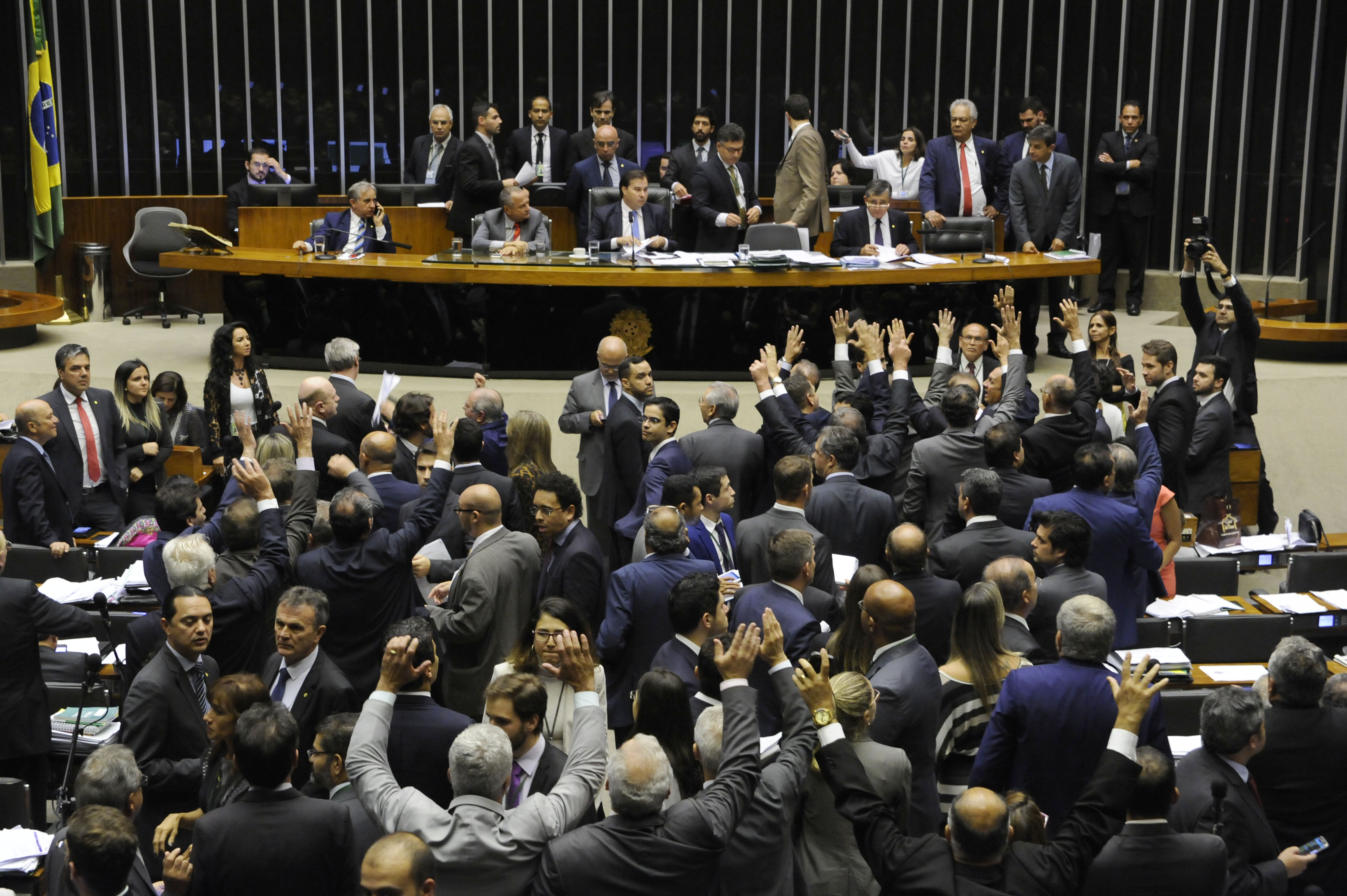 Câmara aprova criação de fundo público de financiamento de campanhas